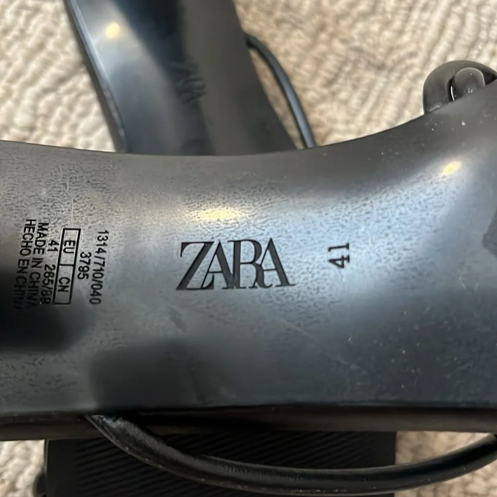Zara Black Leather Strappy Block Heel Square Toe Mule Sandal Size 41 US 10 - Picture 11 of 11